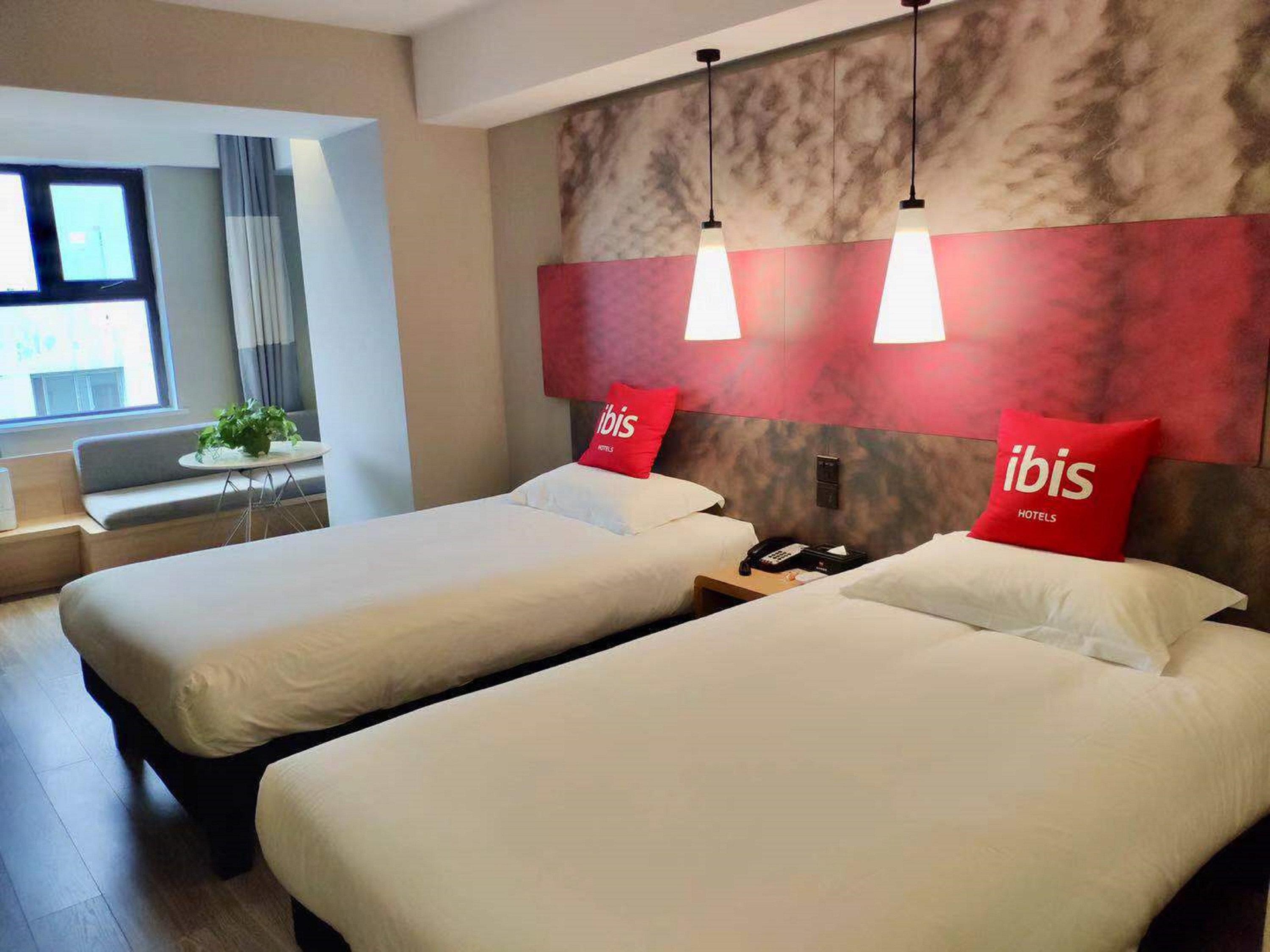 Ibis Shenyang North Railway Station Hotel Bagian luar foto