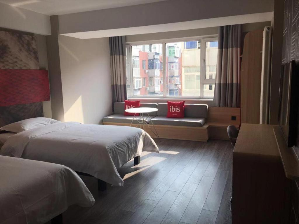 Ibis Shenyang North Station Hotel Bagian luar foto