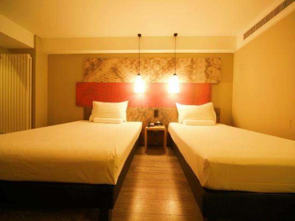 Ibis Shenyang North Station Hotel Bagian luar foto