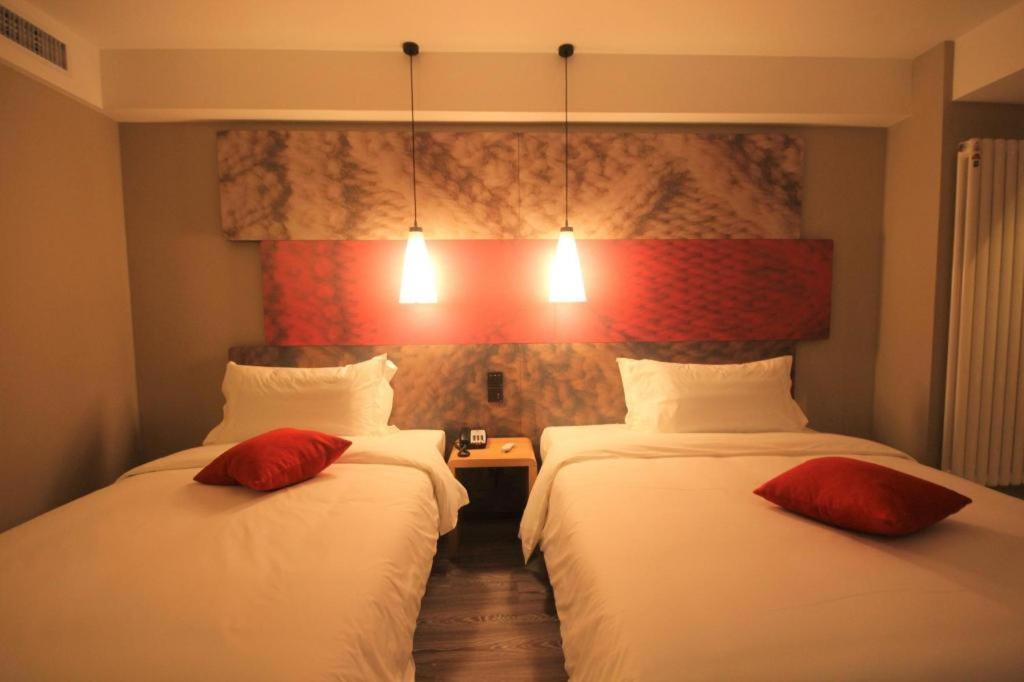 Ibis Shenyang North Station Hotel Bagian luar foto