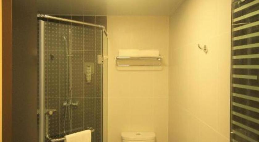 Ibis Shenyang North Station Hotel Bagian luar foto