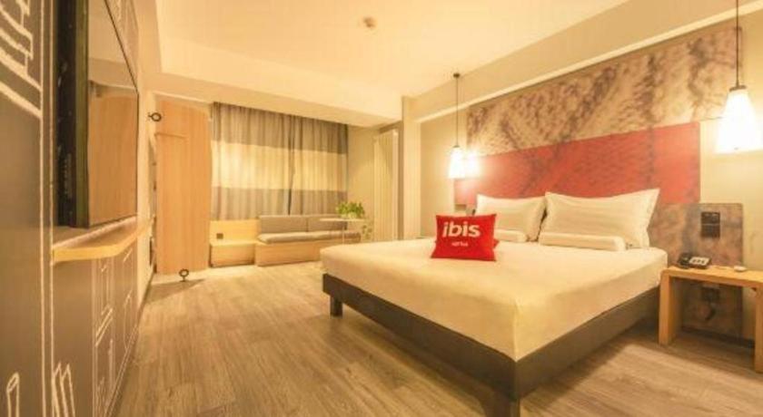Ibis Shenyang North Station Hotel Bagian luar foto
