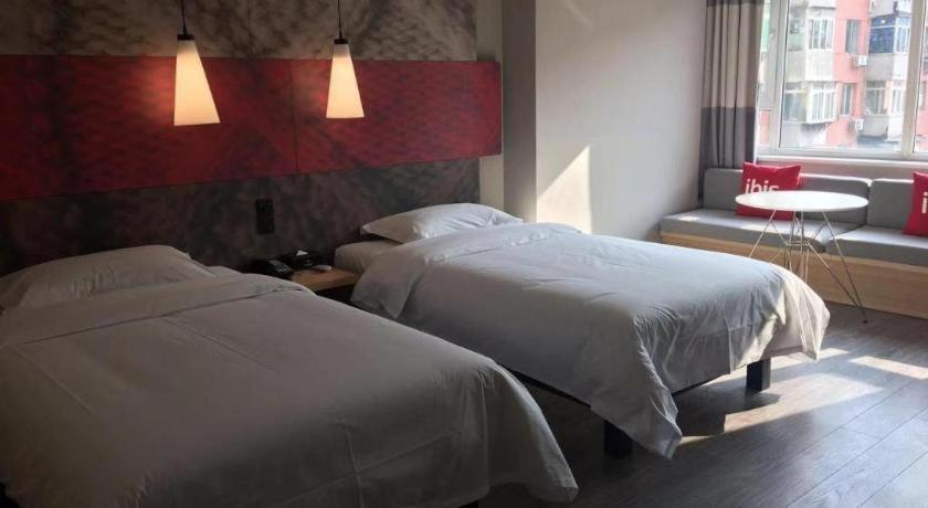 Ibis Shenyang North Station Hotel Bagian luar foto