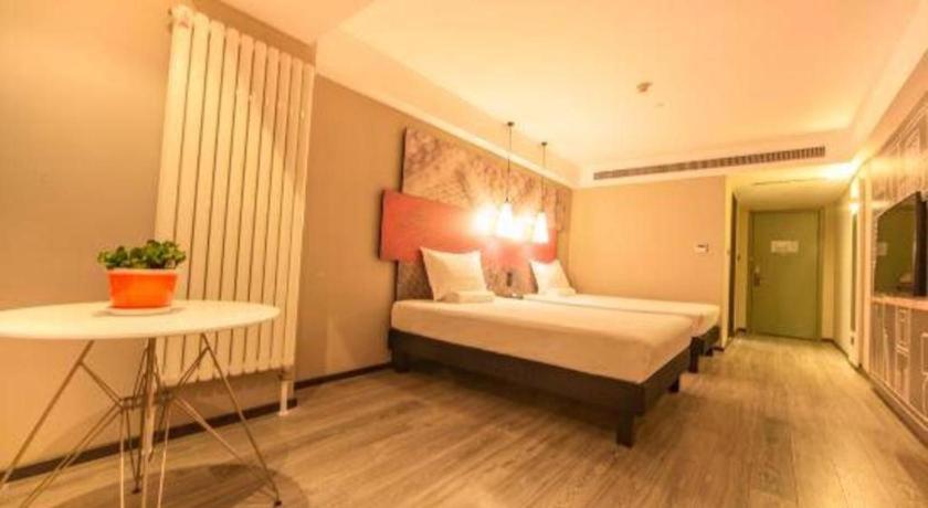 Ibis Shenyang North Station Hotel Bagian luar foto