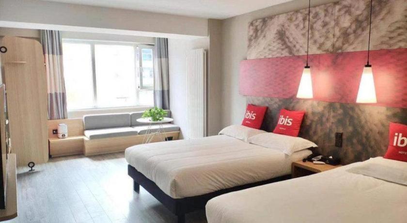 Ibis Shenyang North Station Hotel Bagian luar foto