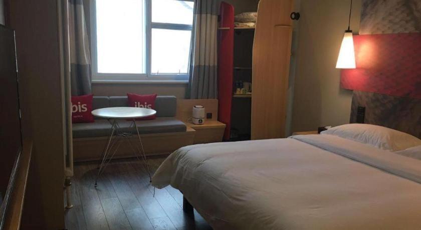 Ibis Shenyang North Station Hotel Bagian luar foto