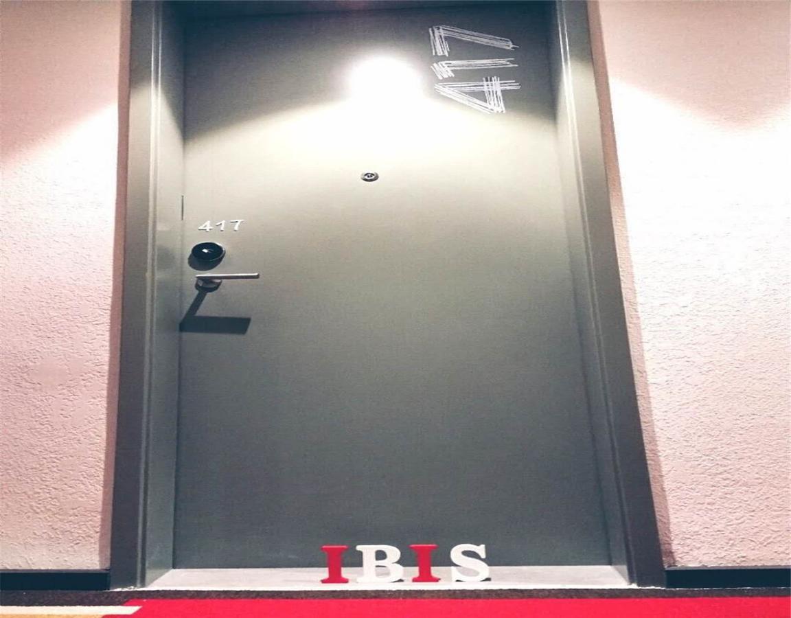 Ibis Shenyang North Railway Station Hotel Bagian luar foto